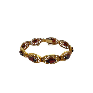 18K Yellow Gold Garnet Bracelet