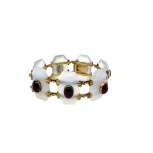 Victorian 14K Yellow Gold Chalcedony and Garnet Bracelet