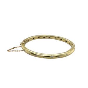 18K Yellow Gold Diamond Bangle Bracelet