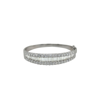 14K White Gold Diamond Bangle Bracelet