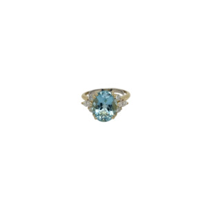 18K Yellow Gold Aquamarine and Diamond Ring